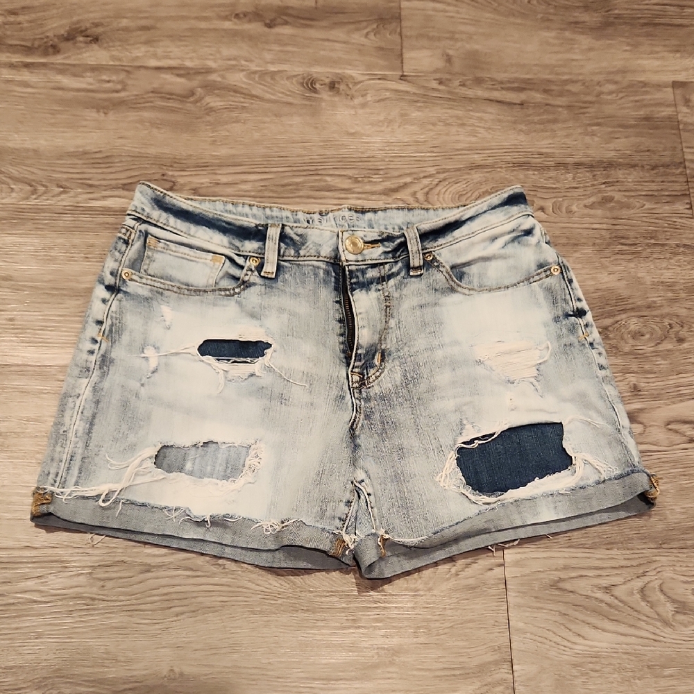 Maurices Mid Rise Distressed Denim Women Shorts